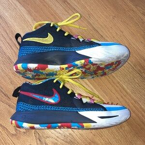 Nike Kyrie Irving Flytrap Size 4.5Y Basketball Shoes FD0215-001